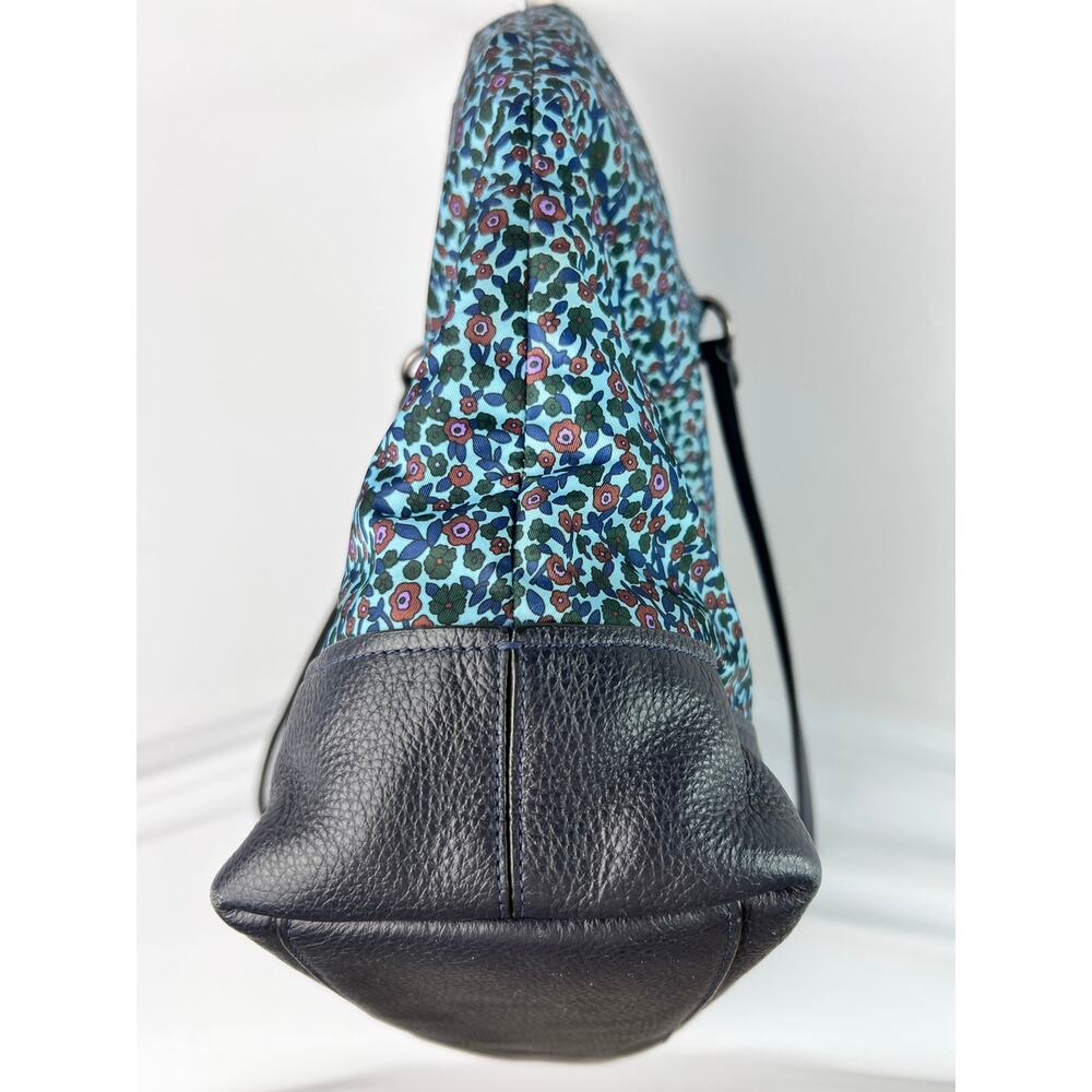 Coach Ranch Floral blue Nylon and Leather Large Tote Bag F59435 - Picture 5 of 11